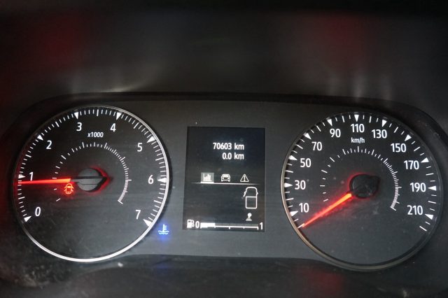 RENAULT Trafic usata 26
