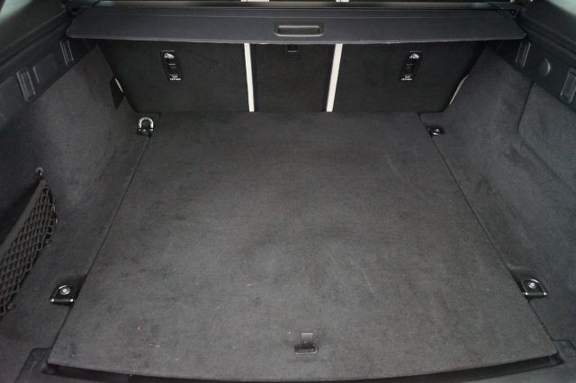 LAND ROVER Range Rover Velar usata, con Sensore di pioggia