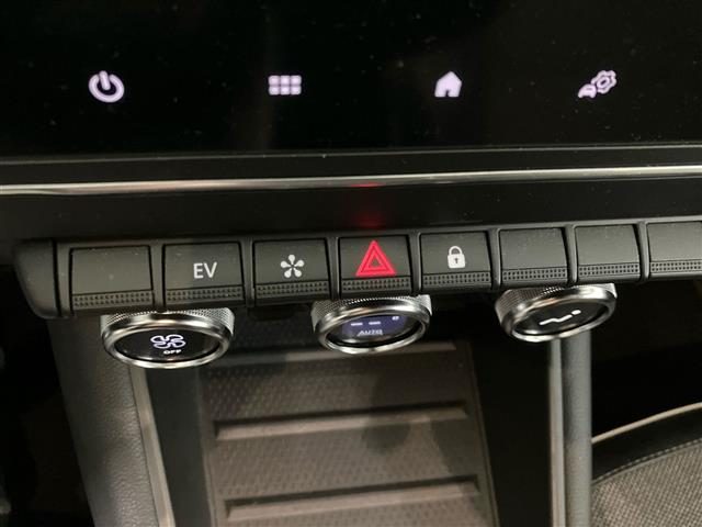 RENAULT Captur usata, con Hill holder