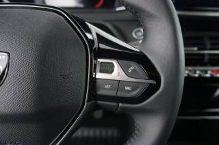 PEUGEOT 2008 usata, con Touch screen