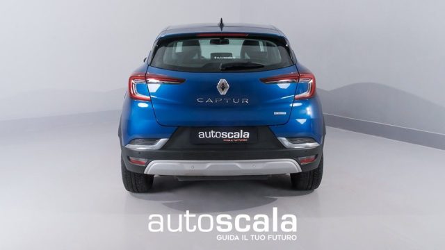 RENAULT Captur usata, con Touch screen