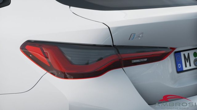 BMW i4 usata 7