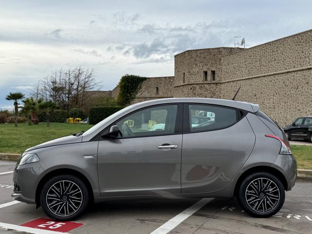 LANCIA Ypsilon usata, con Alzacristalli elettrici