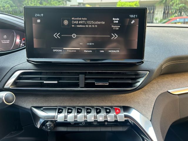 PEUGEOT 5008 usata, con Climatizzatore