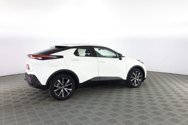 TOYOTA C-HR usata 2
