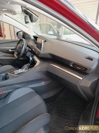 PEUGEOT 5008 usata 33