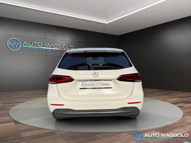MERCEDES-BENZ B 180 usata, con Alzacristalli elettrici