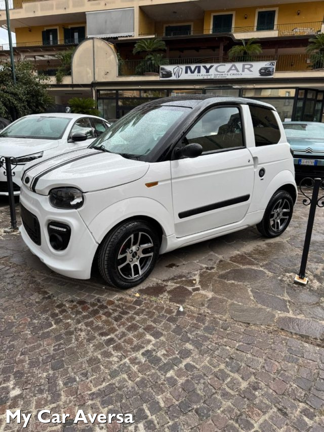 MICROCAR MGO 6 usata, con Autoradio