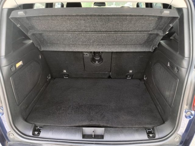 JEEP Renegade usata, con USB