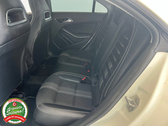 MERCEDES-BENZ CLA 200 usata, con Climatizzatore
