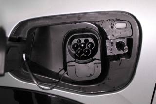 VOLKSWAGEN Tiguan usata, con Bracciolo
