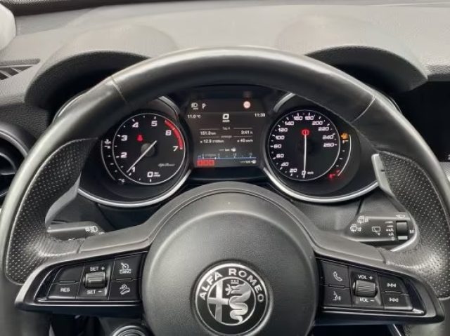 ALFA ROMEO Stelvio usata, con Cerchi in lega
