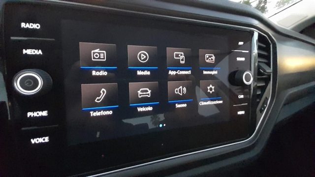 VOLKSWAGEN T-Roc usata, con Hill holder