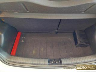 HYUNDAI i10 usata 22
