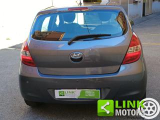HYUNDAI i20 usata, con Alzacristalli elettrici