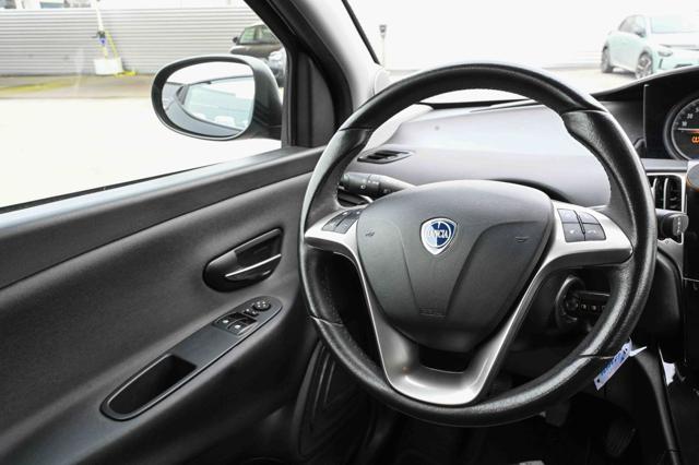 LANCIA Ypsilon usata, con Bluetooth