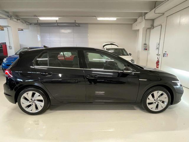 VOLKSWAGEN Golf usata, con Autoradio