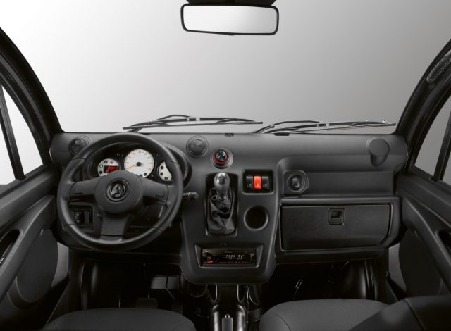 AIXAM E-Truck usata 3