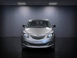 LANCIA Ypsilon usata, con Airbag
