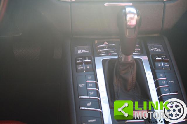 PORSCHE Macan usata, con Specchietto retrovisore con funzione antiabbagliamento