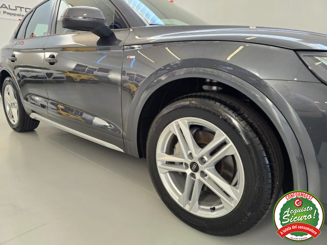 AUDI Q5 usata, con Sensori di parcheggio posteriori