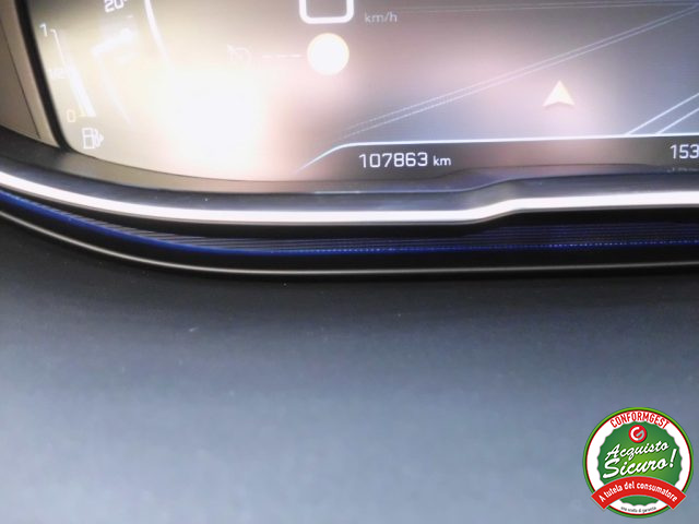 PEUGEOT 3008 usata, con Volante in pelle