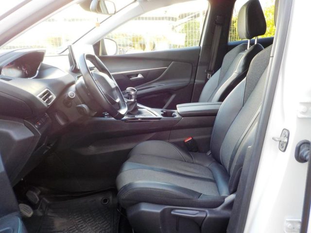 PEUGEOT 3008 usata, con Controllo elettronico della corsia