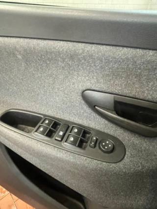 LANCIA Ypsilon usata, con Servosterzo