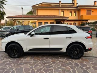 PORSCHE Macan usata, con Autoradio