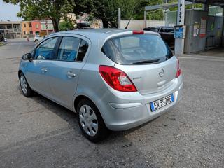 OPEL Corsa usata, con ESP