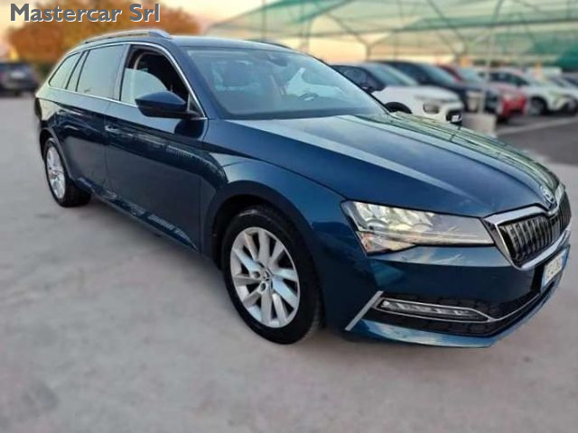 SKODA Superb usata, con Airbag