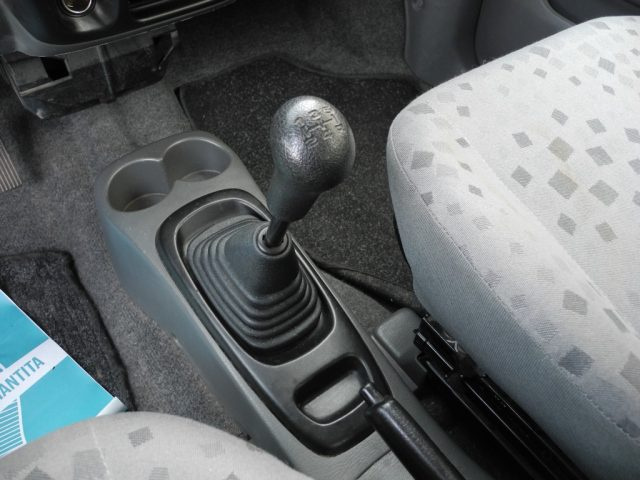 OPEL Agila usata 19