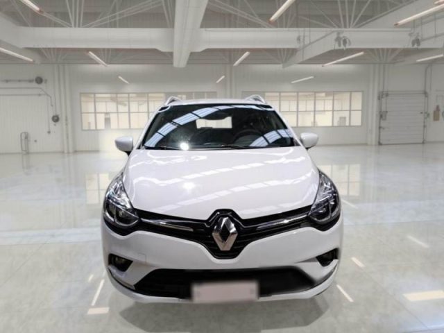RENAULT Clio usata, con Autoradio