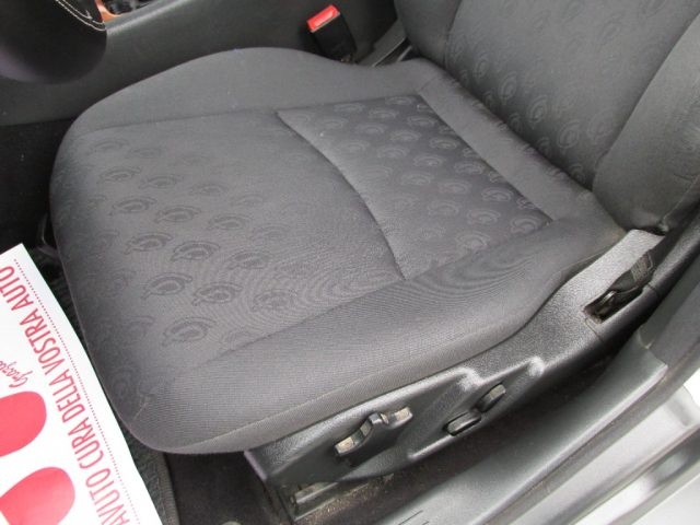 MERCEDES-BENZ C 200 usata 38