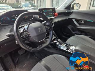 PEUGEOT 2008 usata, con Boardcomputer