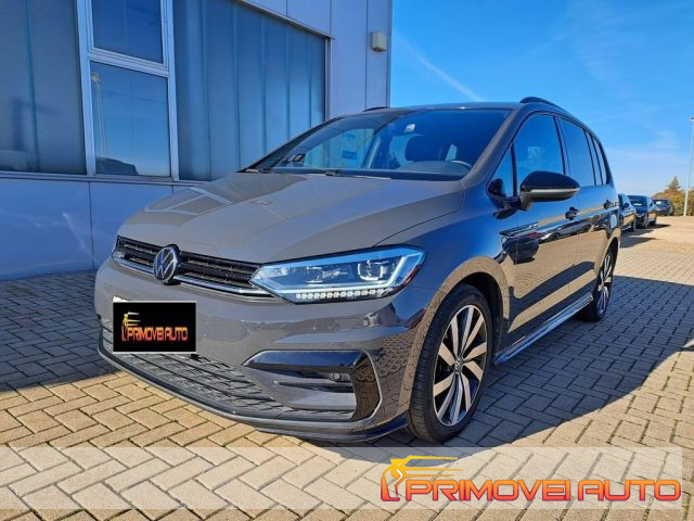 VOLKSWAGEN Touran usata, con Sistema di navigazione