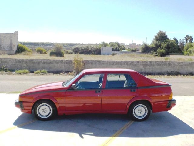 ALFA ROMEO 75 usata 7
