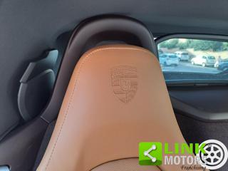 PORSCHE 718 Spyder usata 36