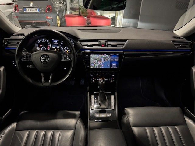 SKODA Superb usata, con ESP