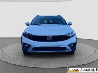 FIAT Tipo 1.5 Hybrid DCT 5 porte Cross