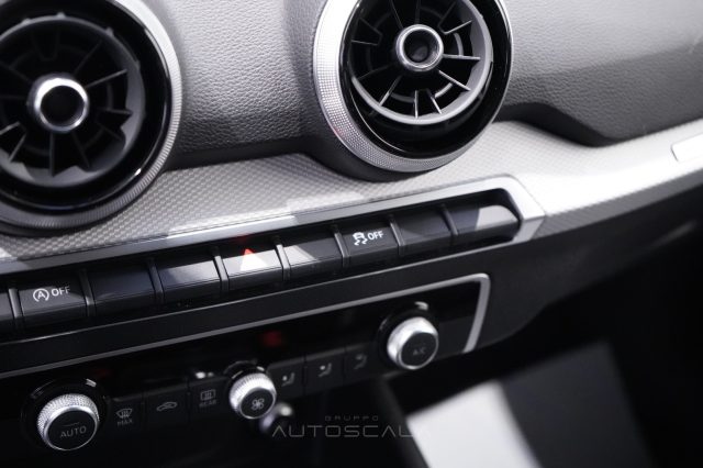 AUDI Q2 usata, con USB