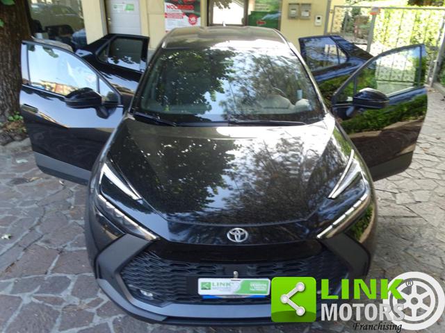 TOYOTA C-HR usata, con Luci diurne LED