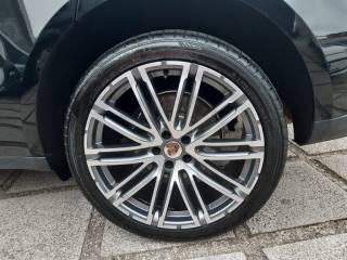 PORSCHE Macan usata, con Touch screen