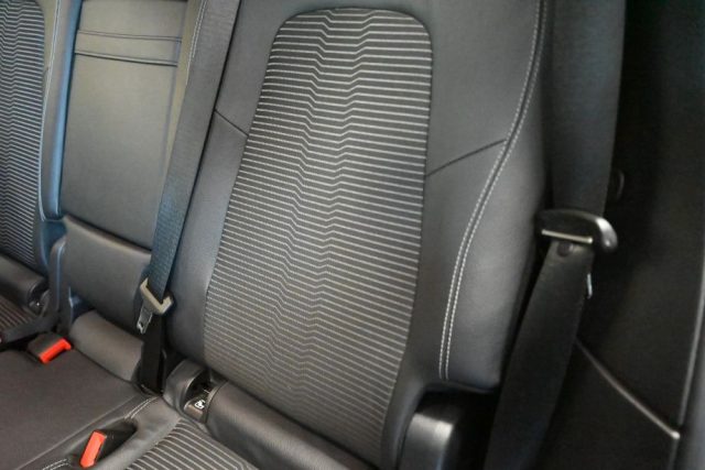 MERCEDES-BENZ GLB 180 usata 122
