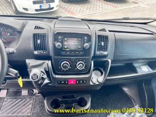 PEUGEOT Boxer usata, con Touch screen