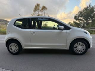 VOLKSWAGEN up! usata, con Chiusura centralizzata