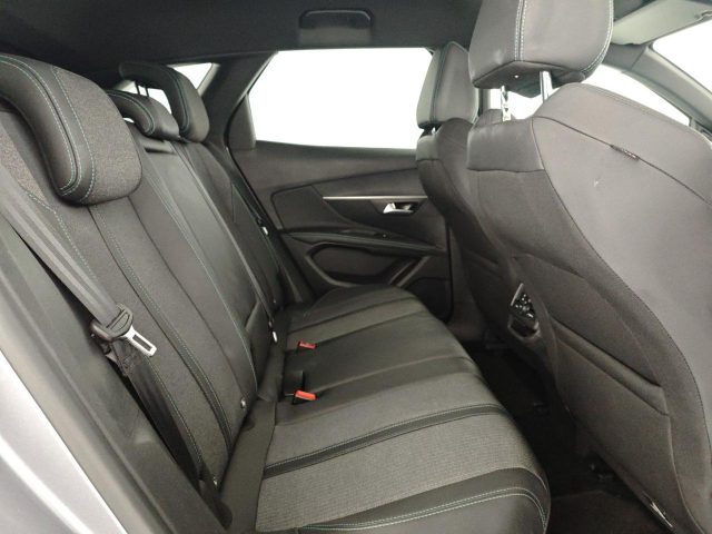 PEUGEOT 3008 usata, con Sistema di navigazione