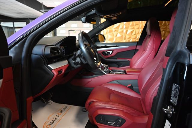 LAMBORGHINI Urus usata 23