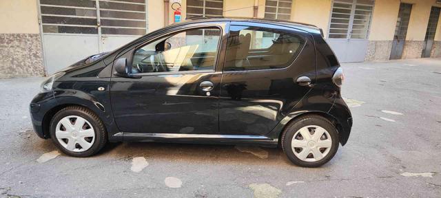 TOYOTA Aygo usata, con Antifurto