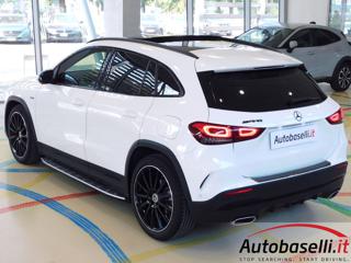 MERCEDES-BENZ GLA 180 usata, con Leve al volante